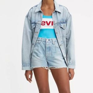 501® High Rise Shorts in Weak in the Knees